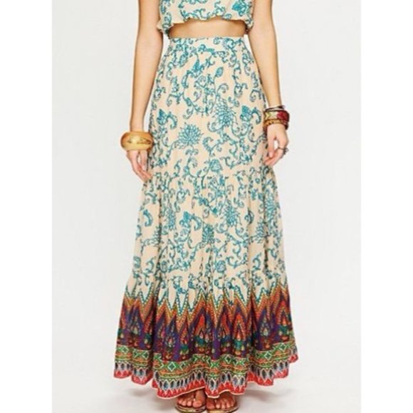 Free People Dresses & Skirts - Free People Floral Maxi Print Skirt Size Small
